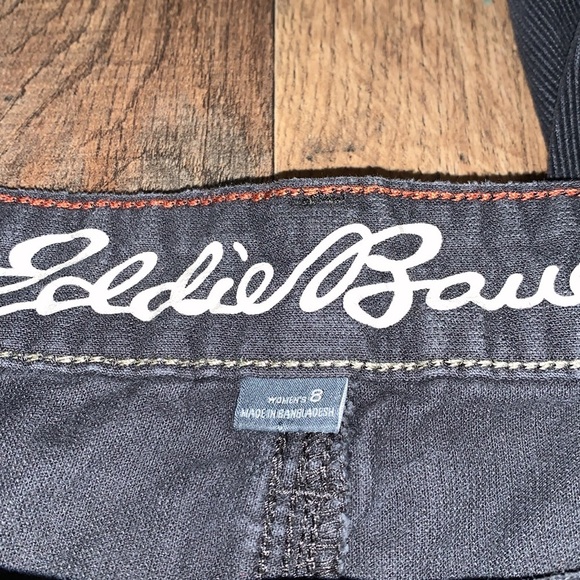 Eddie Bauer Boyfriend Relaxed Black Corduroy Pants.  Size 8. - Picture 3 of 9